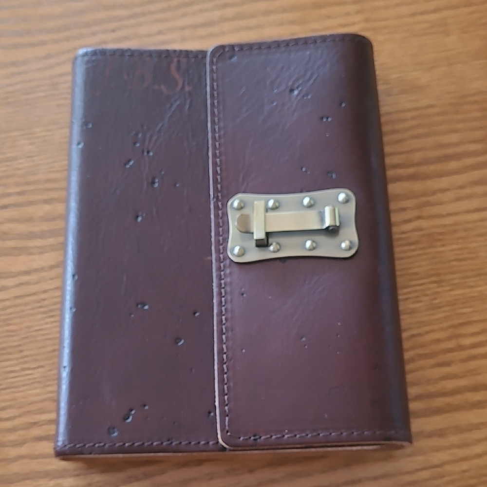 Discontinued Barnes & Noble Brown Texture Leather Journal w/brass closure